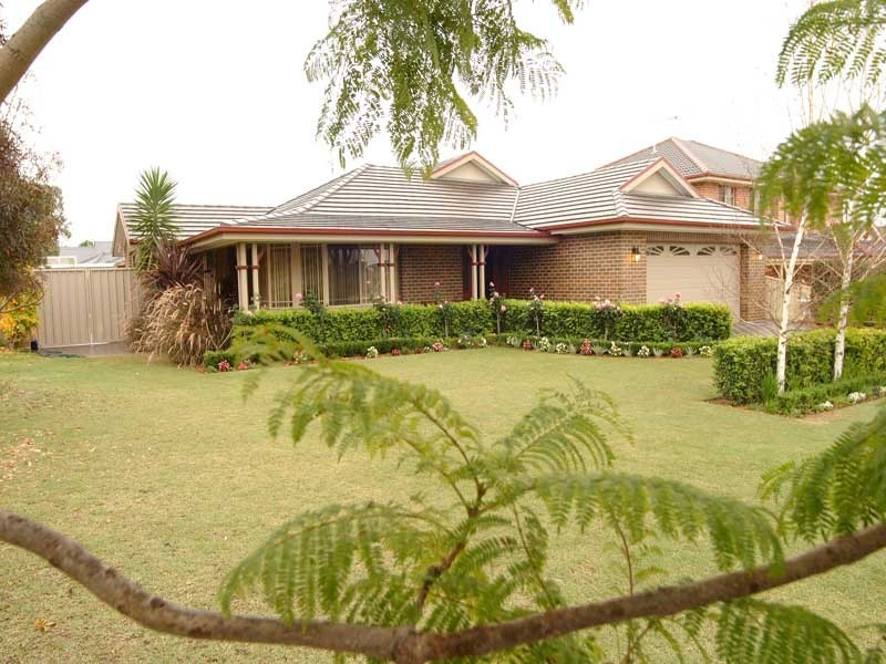 10 Coopworth Road, Elderslie NSW 2570