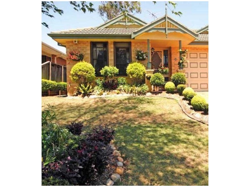 10 Burnett Avenue, Mount Annan NSW 2567
