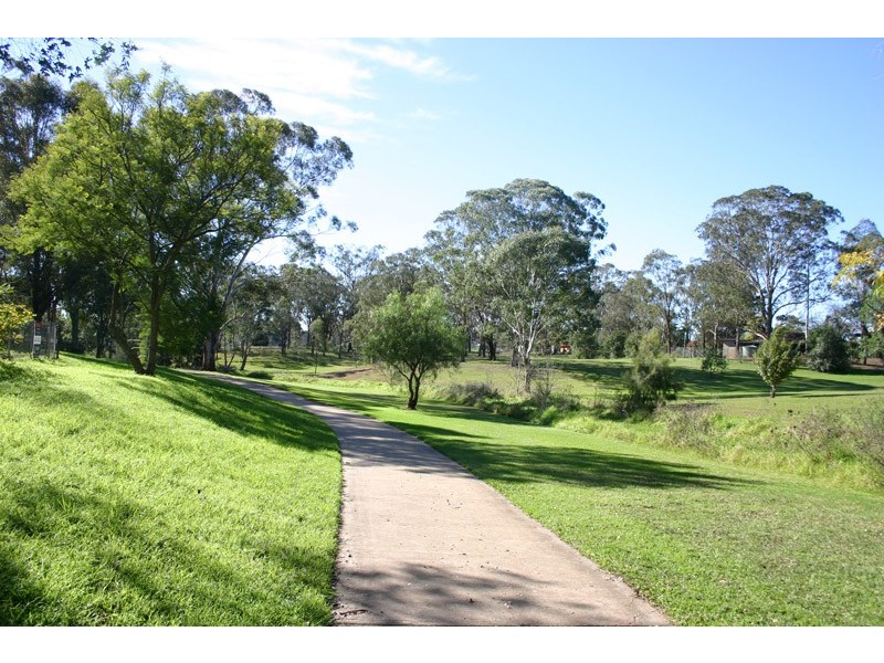 5 Michele Place, Camden NSW 2570