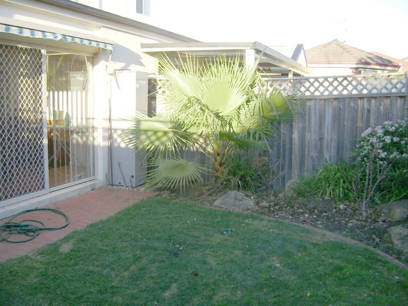 10/181 Waterworth Drive, Mount Annan NSW 2567