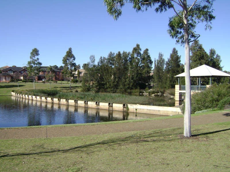 10/181 Waterworth Drive, Mount Annan NSW 2567