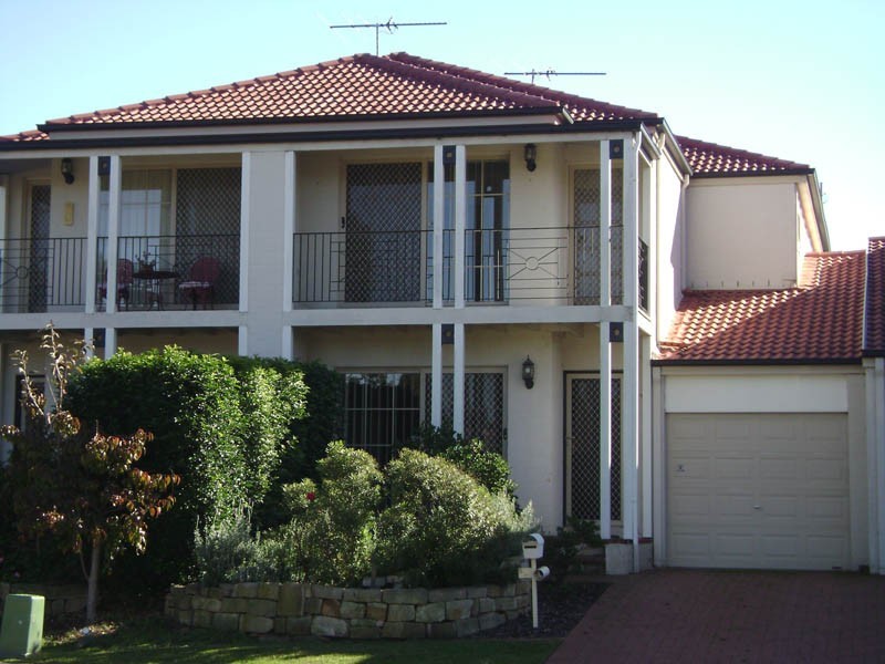 10/181 Waterworth Drive, Mount Annan NSW 2567