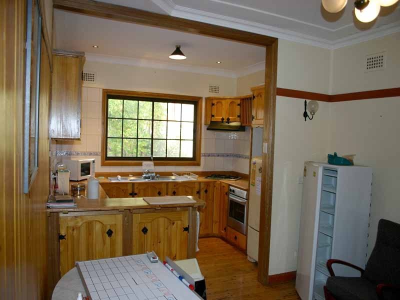11 Edward Street, Camden NSW 2570