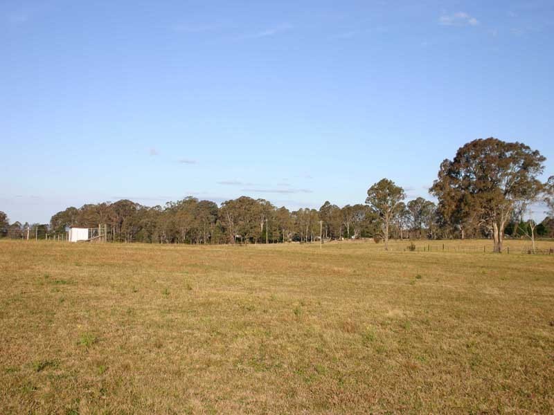 40 Dairy Road, The Oaks NSW 2570