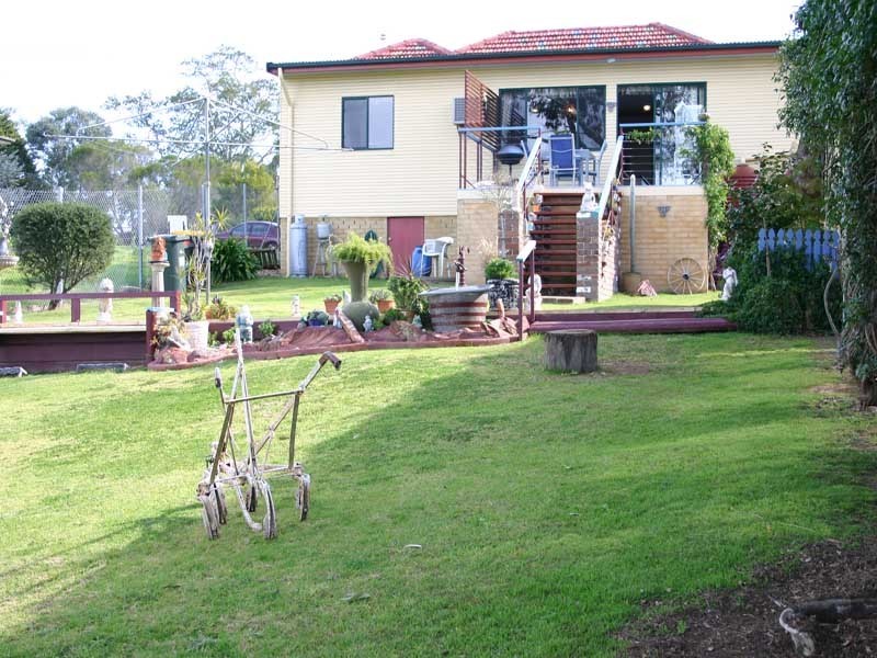 70 Merlin Street, The Oaks NSW 2570