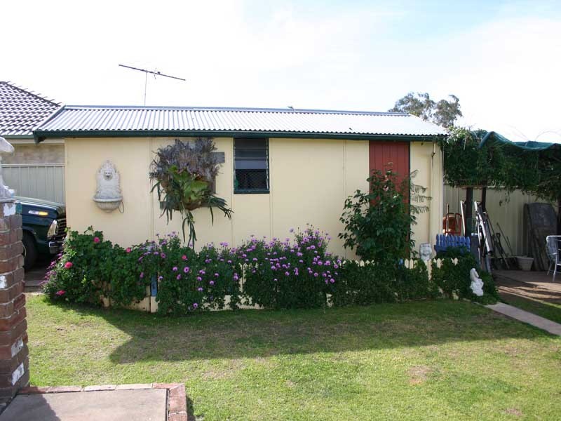 70 Merlin Street, The Oaks NSW 2570