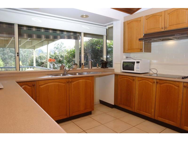 29 Sickles Drive, Grasmere NSW 2570