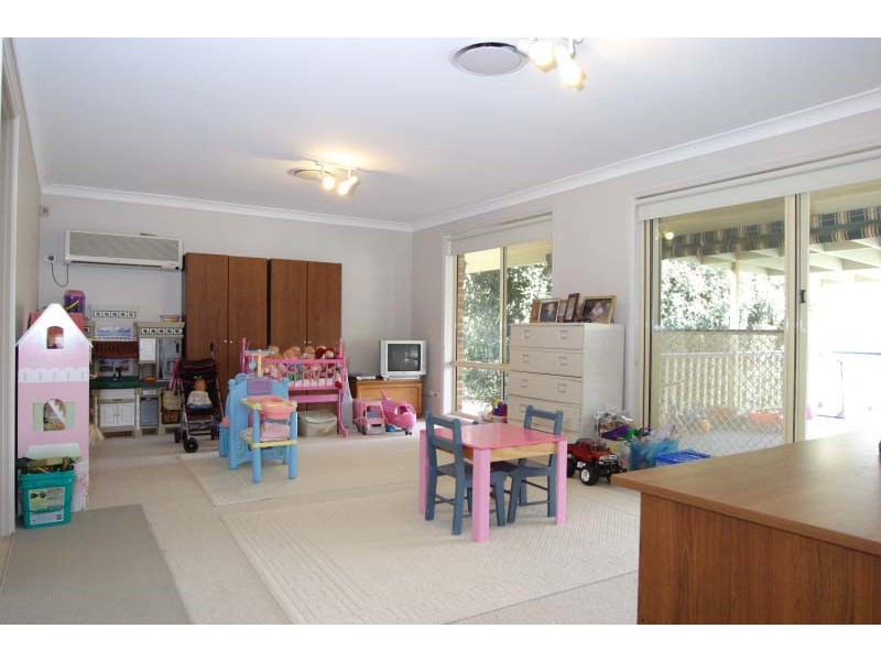 29 Sickles Drive, Grasmere NSW 2570