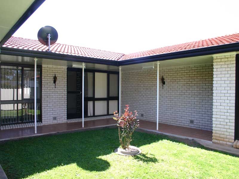36 Barratt Avenue, Camden South NSW 2570