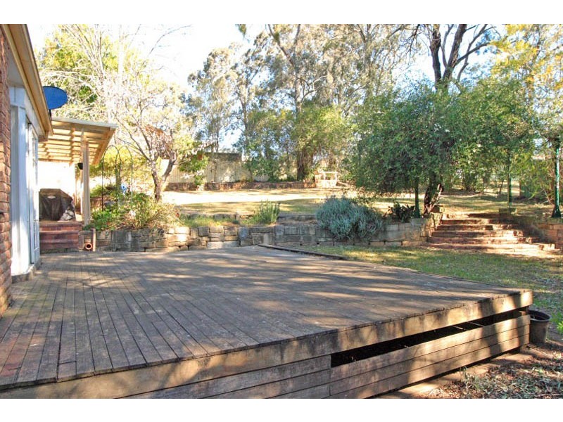 8 Kylie Place, Camden South NSW 2570