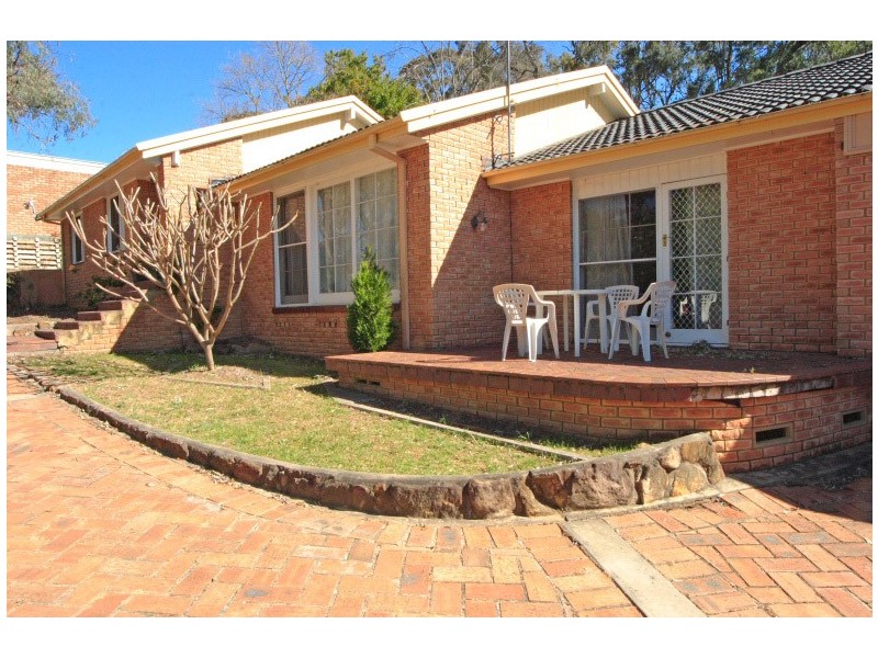 8 Kylie Place, Camden South NSW 2570