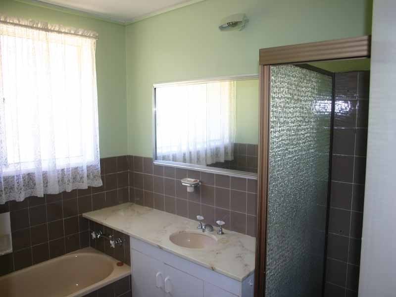 70 Macarthur Road, Elderslie NSW 2570