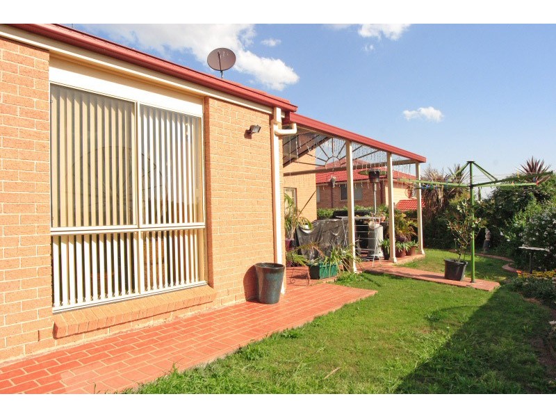 6 Hebrides Avenue, Macquarie Links NSW 2565