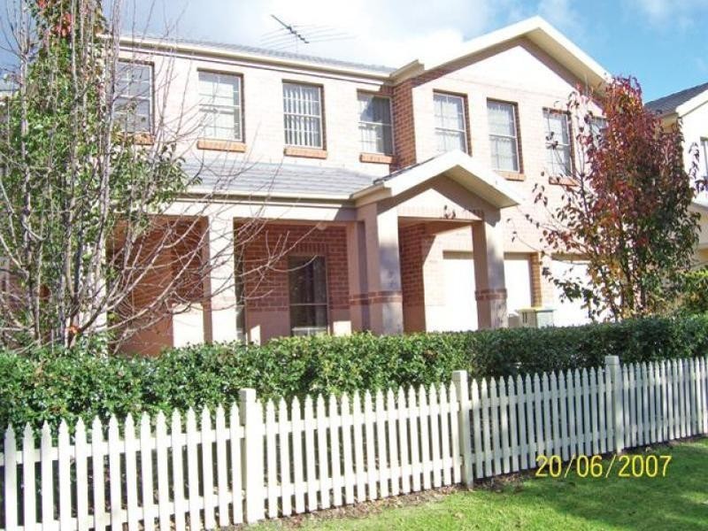 18 Birriwa Circuit, Mount Annan NSW 2567