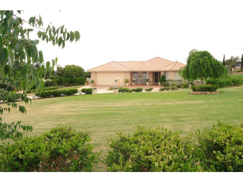 2 Baldwin Close, Ellis Lane NSW 2570