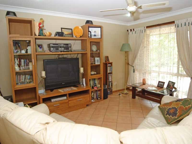 8 Irwin Court, Narellan Vale NSW 2567