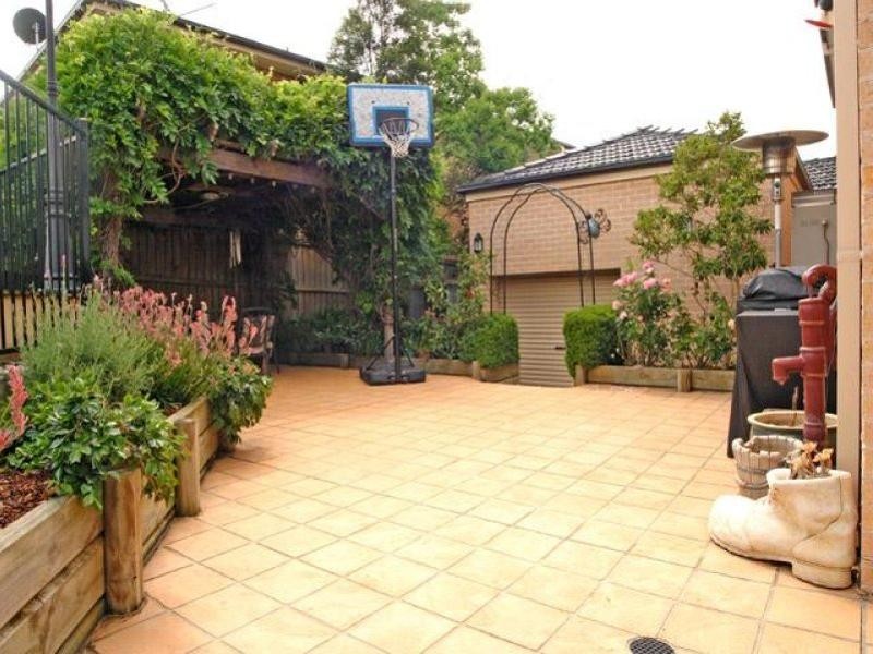 7 Glenrowan Drive, Harrington Park NSW 2567