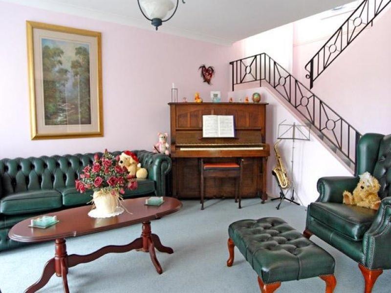 7 Glenrowan Drive, Harrington Park NSW 2567