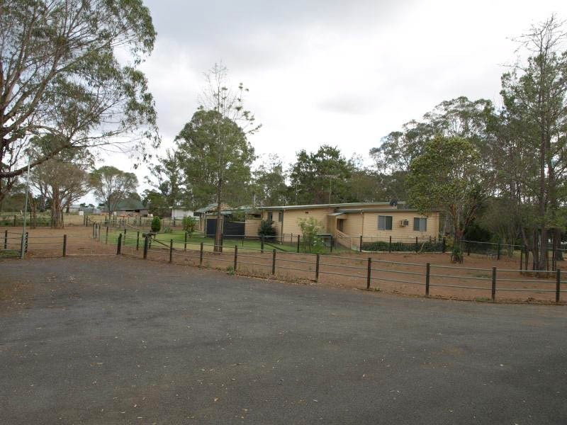 23 Barry Avenue, Catherine Field NSW 2557