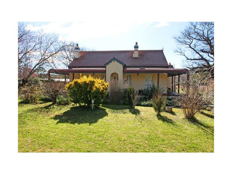 4 Menangle Street (West), Picton NSW 2571