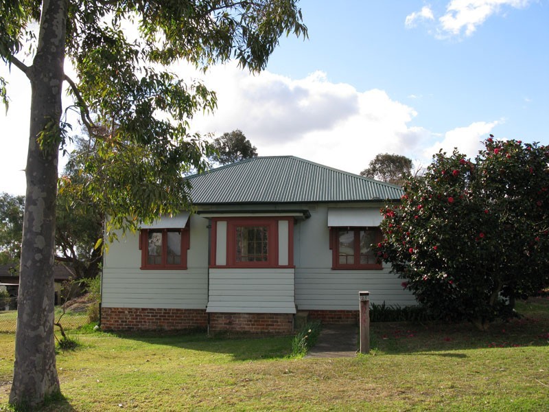23 Burragorang Street, The Oaks NSW 2570