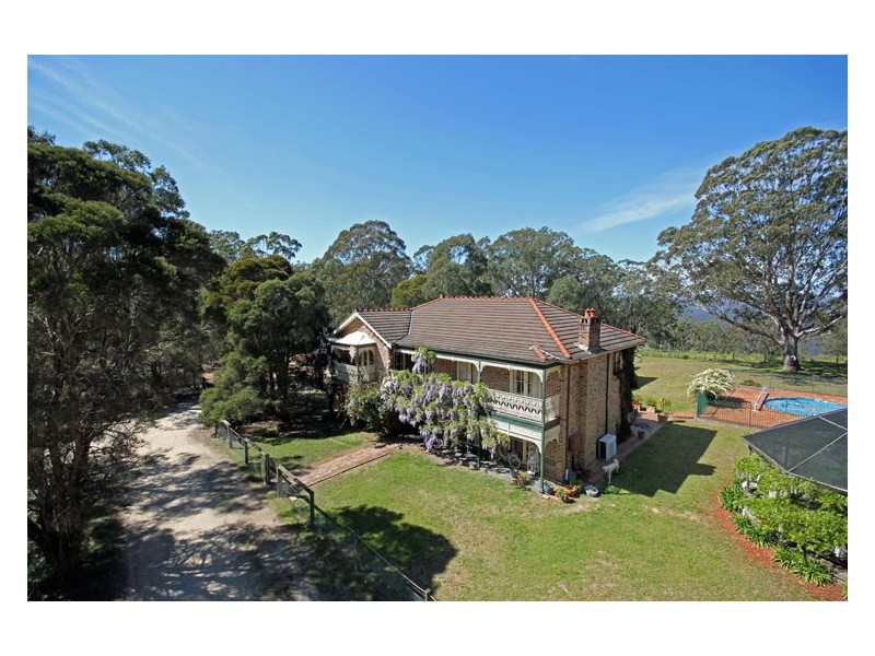 219 Donalds Range Road, Razorback NSW 2571