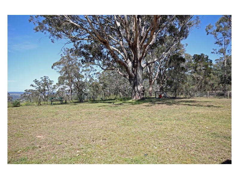 219 Donalds Range Road, Razorback NSW 2571