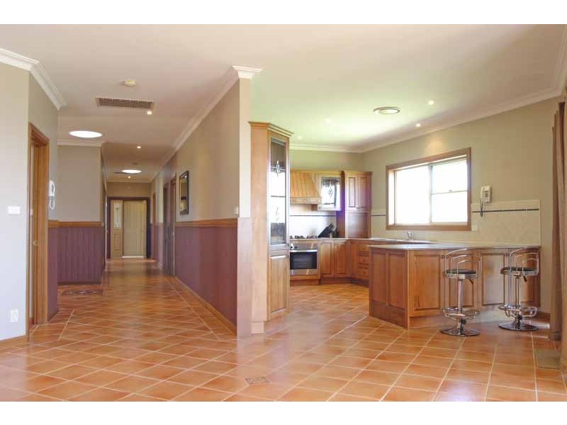 4.200 Mount Hercules Road, Razorback NSW 2571