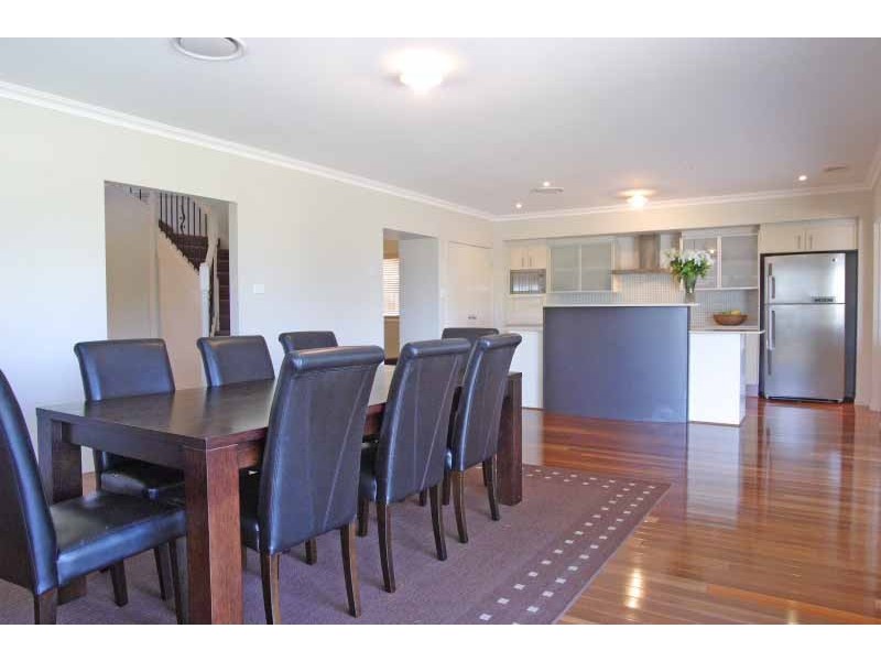 8 Jackey Drive, Camden Park NSW 2570