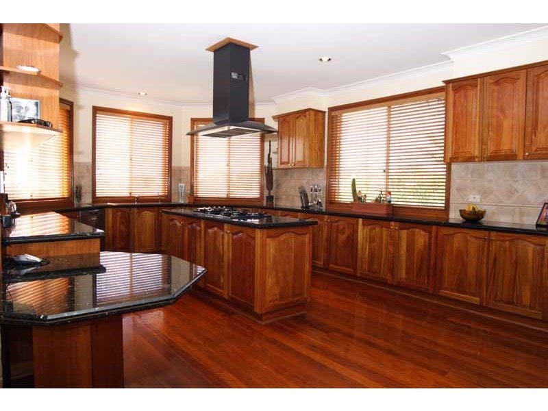 35 Nepean Towers Avenue, Glen Alpine NSW 2560