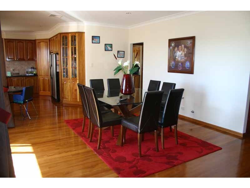 35 Nepean Towers Avenue, Glen Alpine NSW 2560