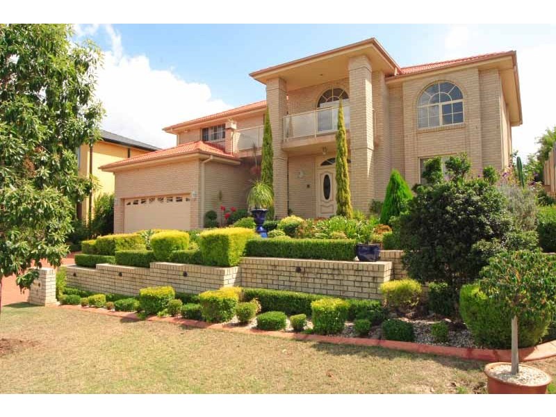 5 Rebellion Place, Macquarie Links NSW 2565