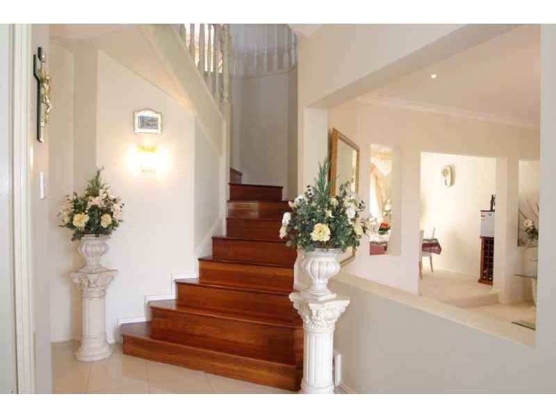 5 Rebellion Place, Macquarie Links NSW 2565