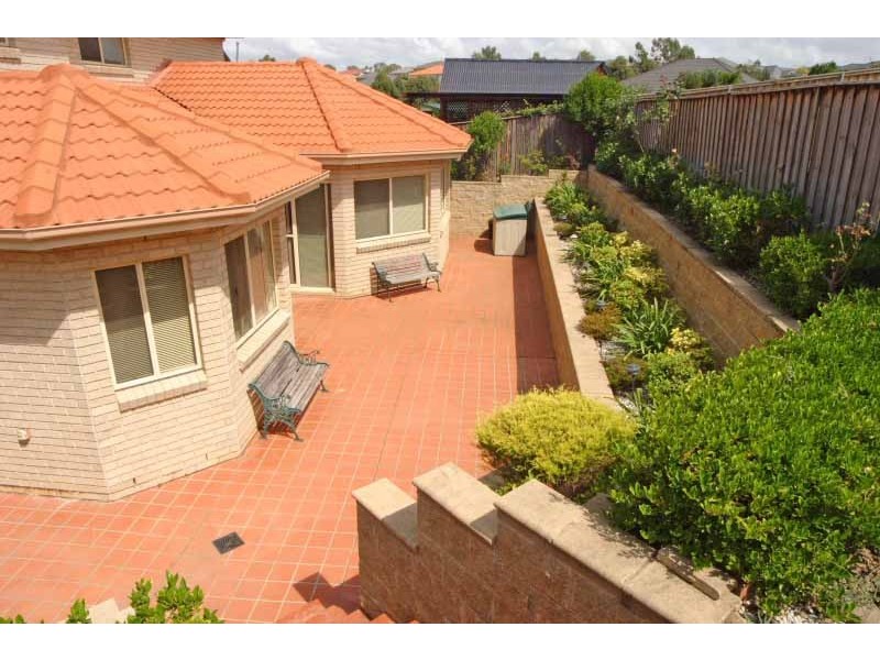 5 Rebellion Place, Macquarie Links NSW 2565