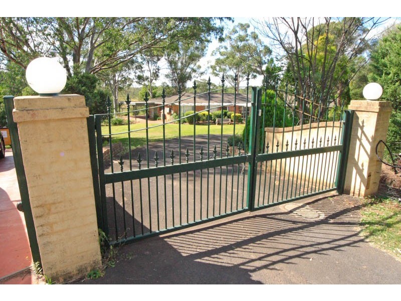 13 Centennial Lane, Ellis Lane NSW 2570