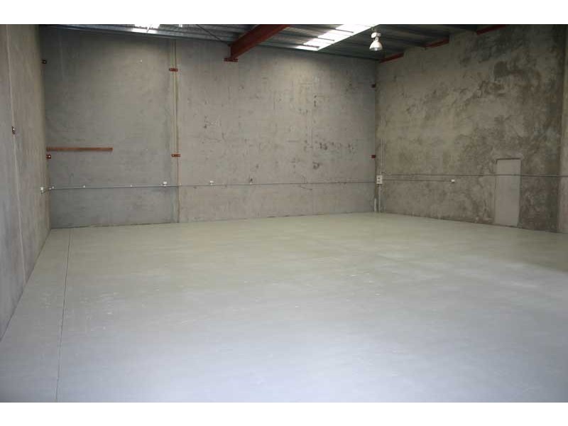 4/3 Samantha Place, Smeaton Grange NSW 2567