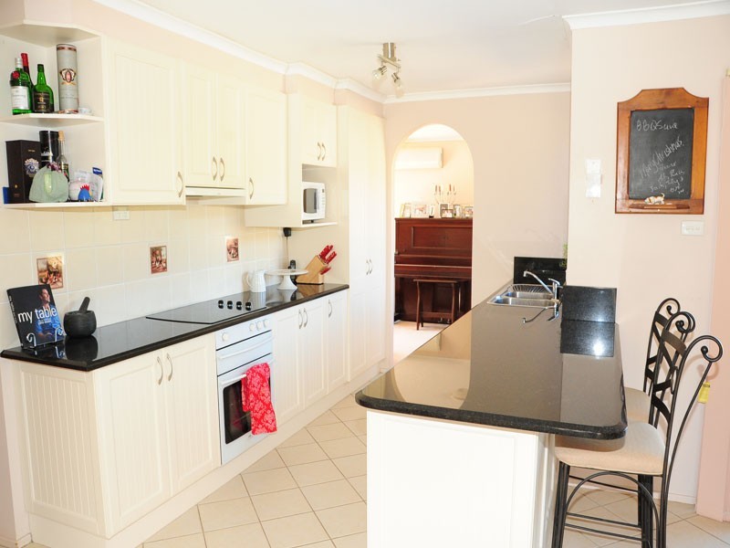 415 Calf Farm Road, Mount Hunter NSW 2570