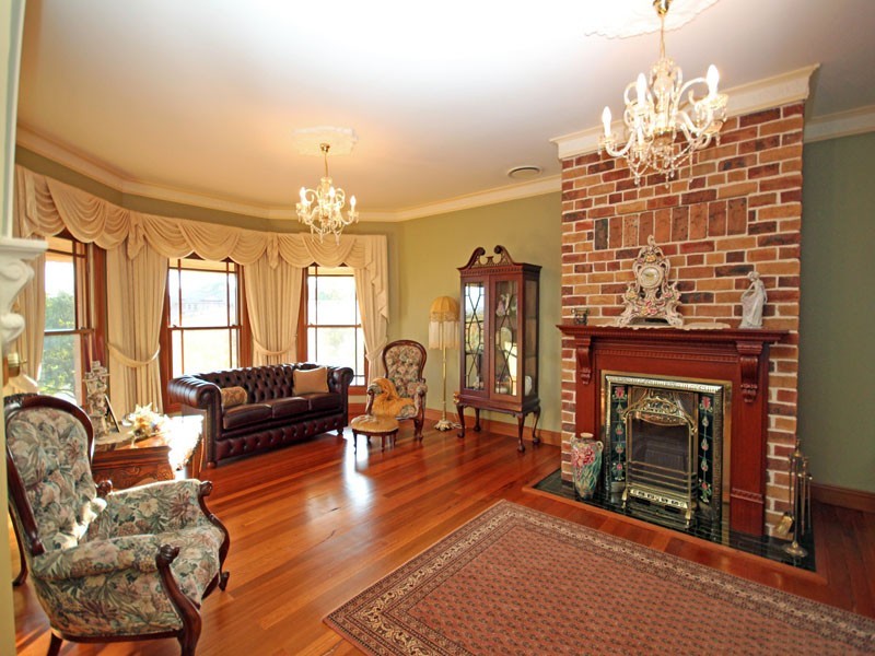 14  Camelot Close, Kirkham NSW 2570