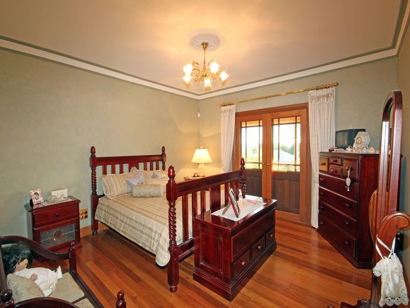 14  Camelot Close, Kirkham NSW 2570