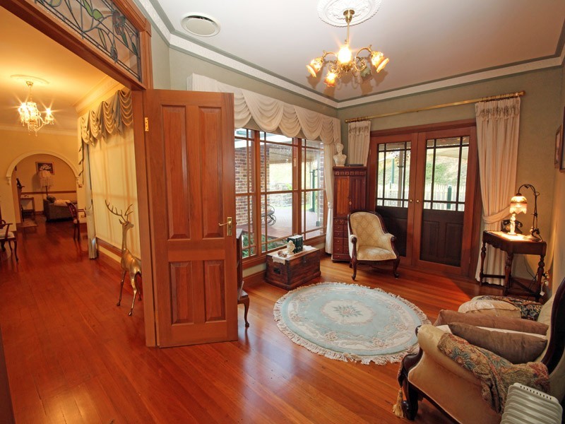 14  Camelot Close, Kirkham NSW 2570