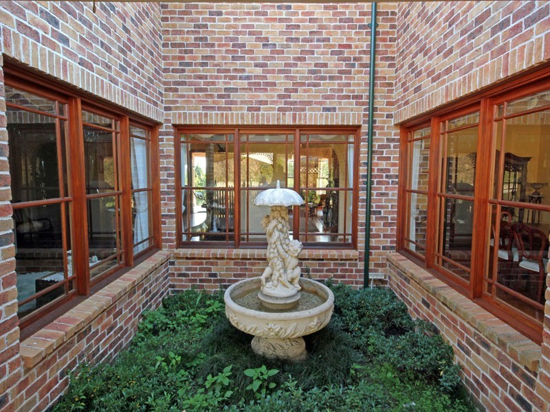 14  Camelot Close, Kirkham NSW 2570