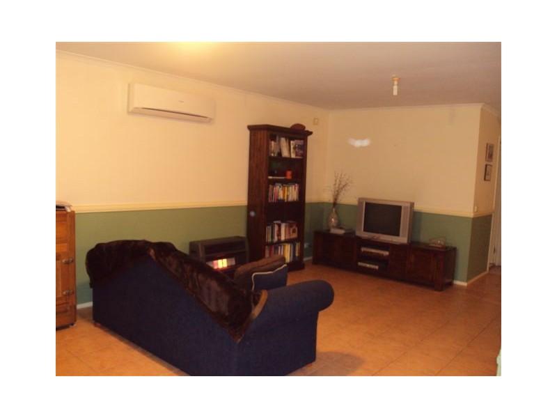 20 Solander Avenue, Mount Annan NSW 2567