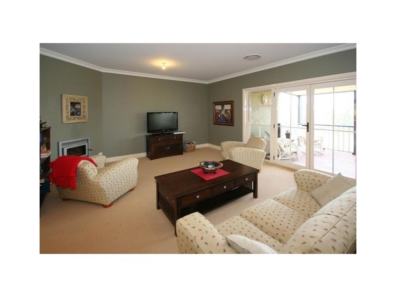 4 Gordon Spring Drive, Camden NSW 2570