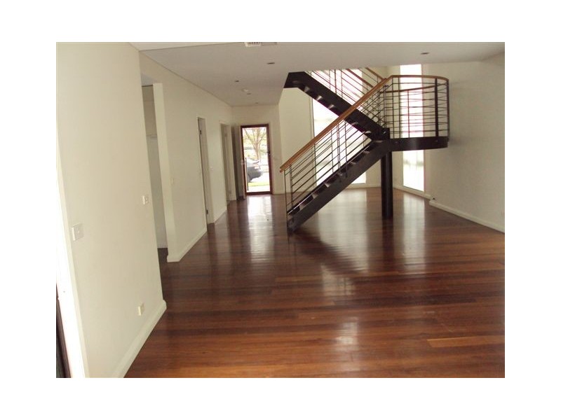 32 Parkside Crescent, Campbelltown NSW 2560