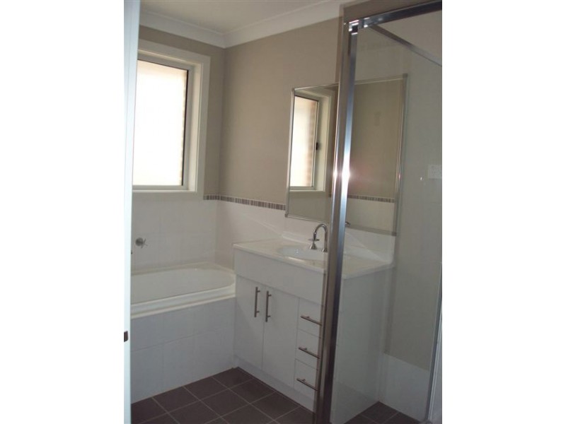 10 Delaware Street, Spring Farm NSW 2570