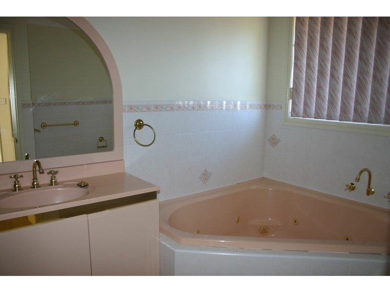 24 Cordeaux Street, Leppington NSW 2179