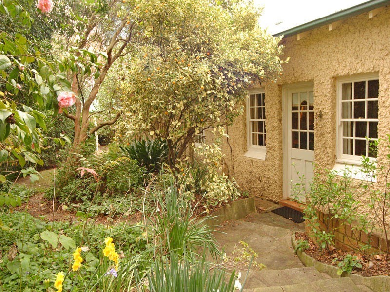 6 Britton Close, Elderslie NSW 2570