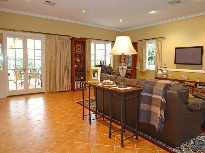 6 Britton Close, Elderslie NSW 2570