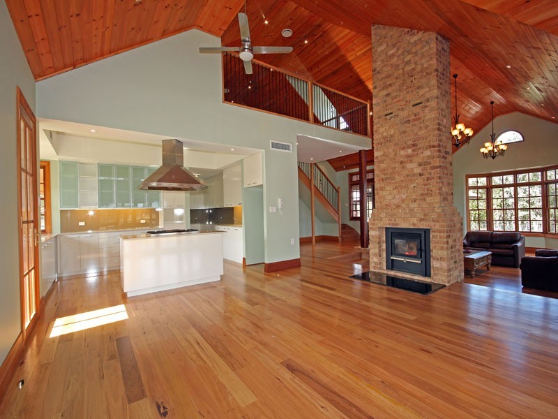 120 Mount View Close, Razorback NSW 2571