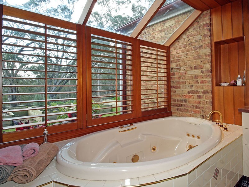 120 Mount View Close, Razorback NSW 2571